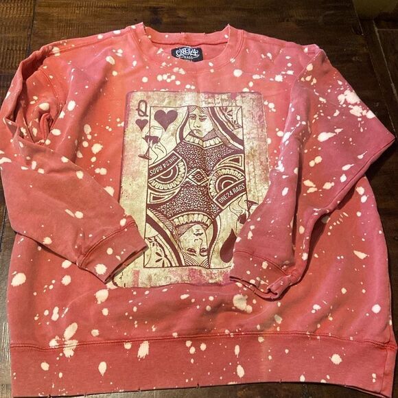 IOne24Rag Distressed Queen of Hearts sweatshirt Ladies Small - Picture 1 of 6